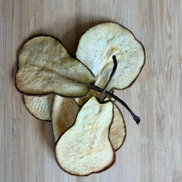 sliced pear